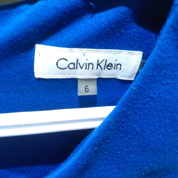 Calvin Klein - Picture 5 of 6